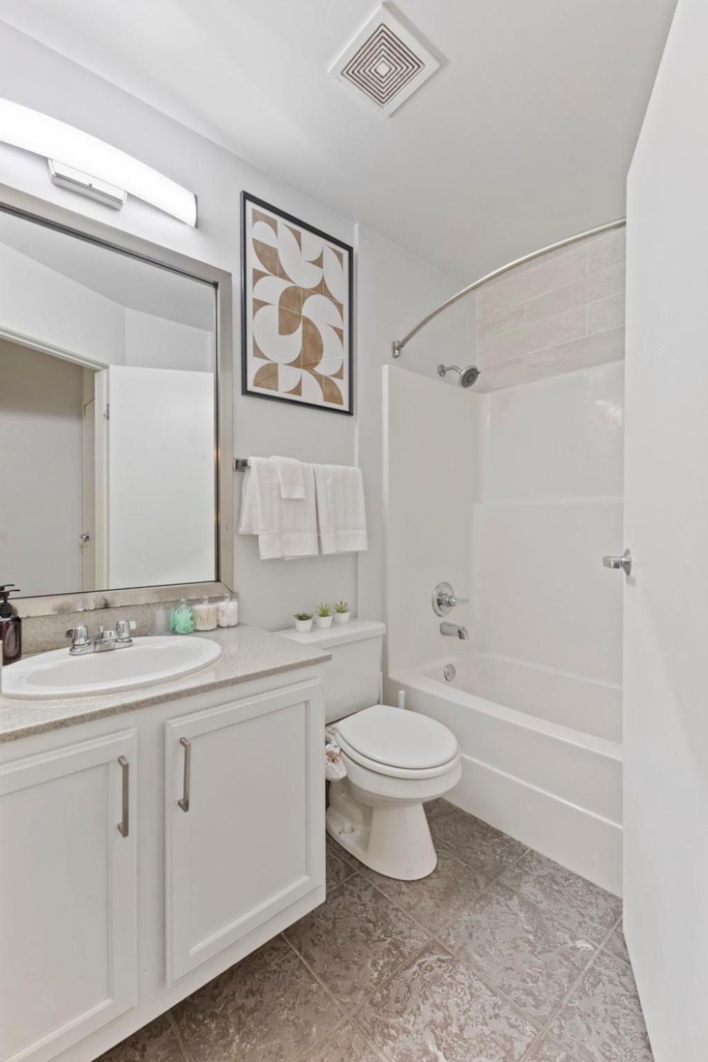 Апартаменти Indy Loft - Monument Circle - Sleeps 7 - Convention Walkable Індіанаполіс Екстер'єр фото