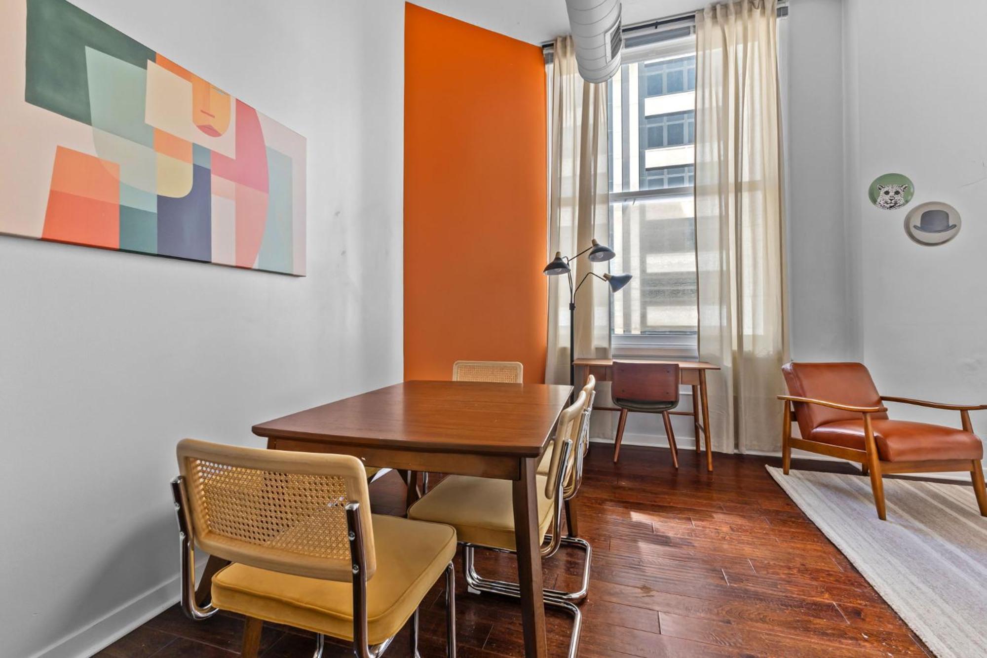 Апартаменти Indy Loft - Monument Circle - Sleeps 7 - Convention Walkable Індіанаполіс Екстер'єр фото
