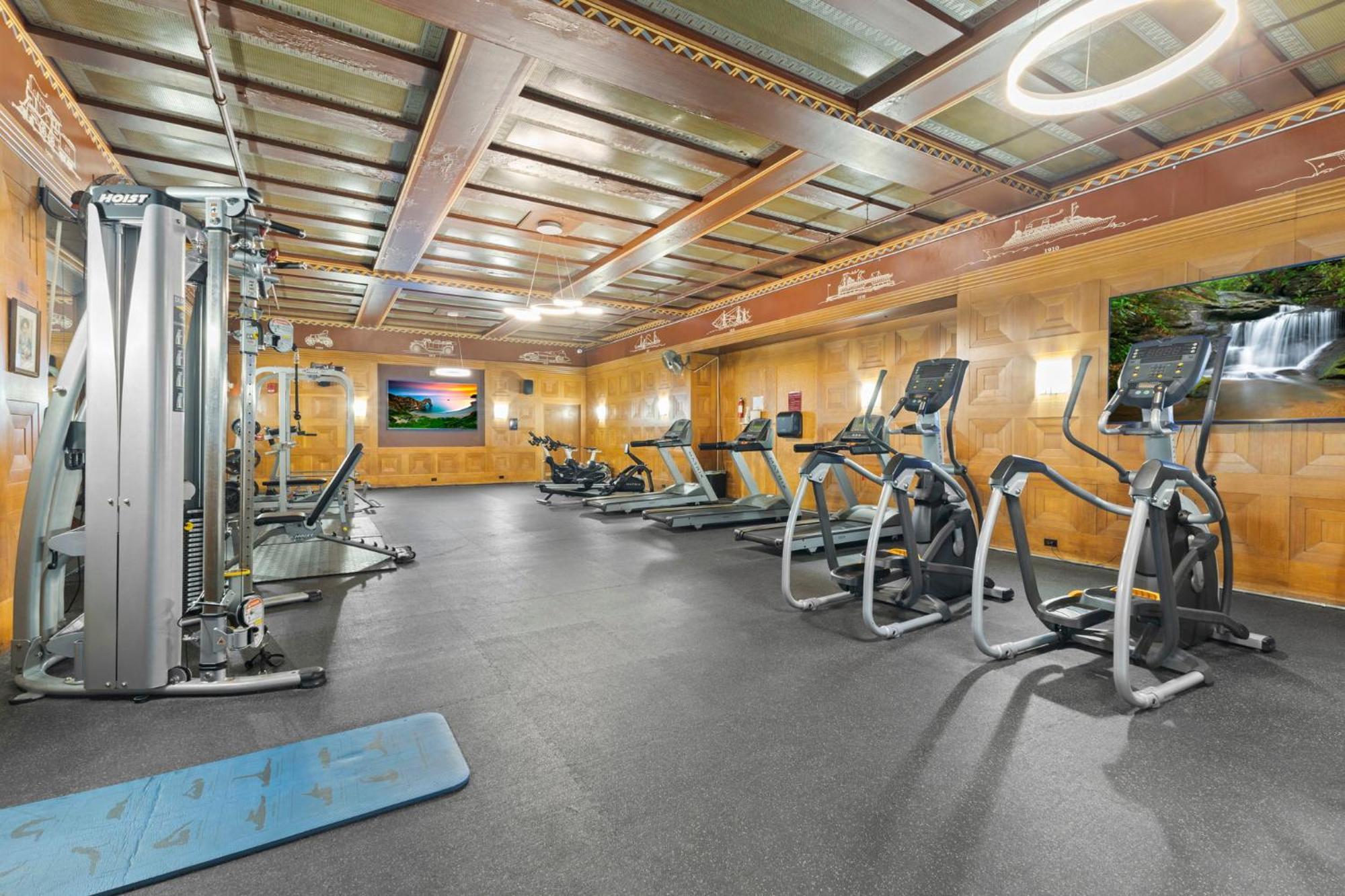 Апартаменти Indy Loft - Monument Circle - Sleeps 7 - Convention Walkable Індіанаполіс Екстер'єр фото